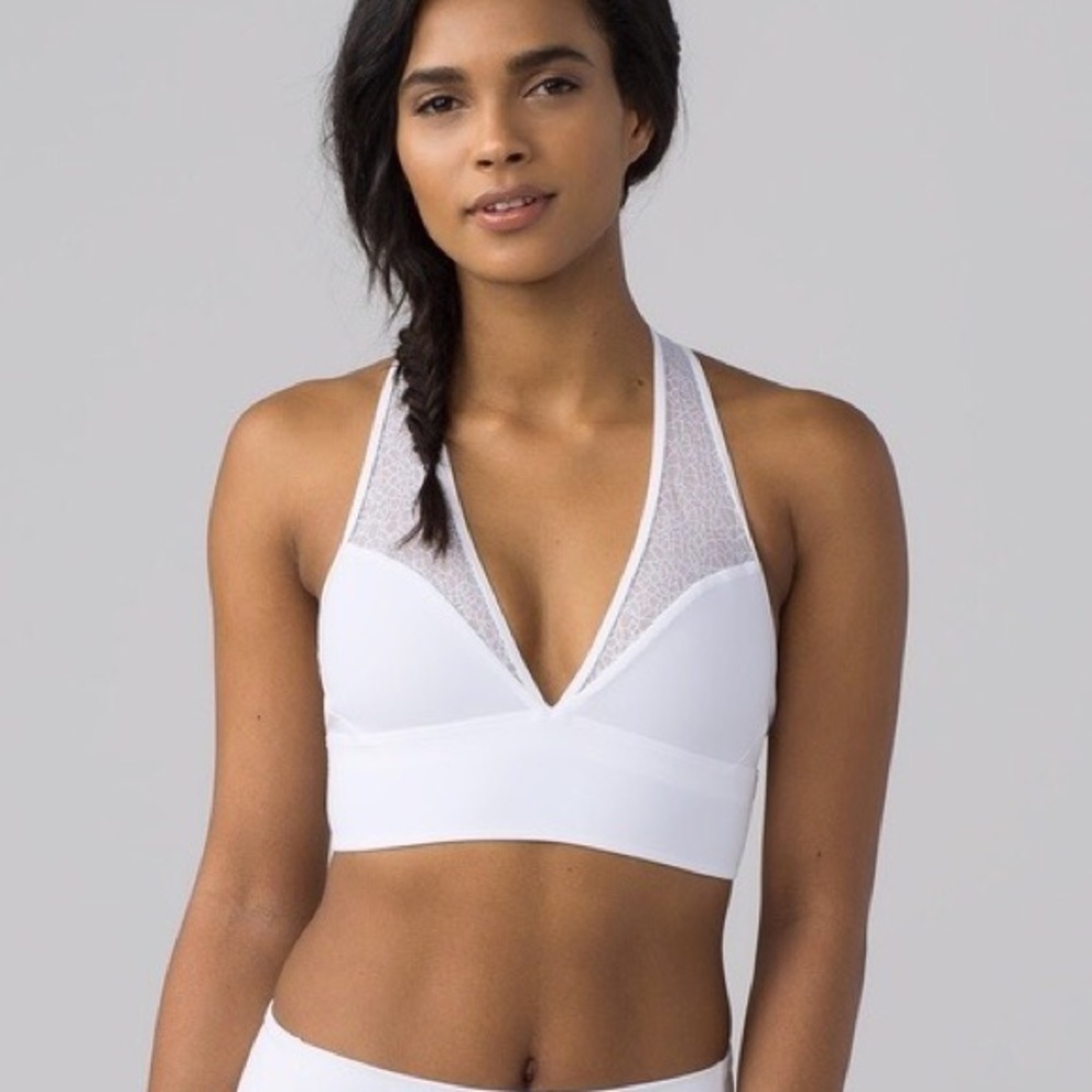 Lululemon Twist & Train bra